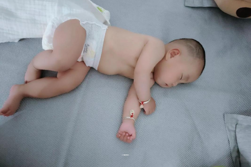 衡水宝宝积食发烧怎么处理